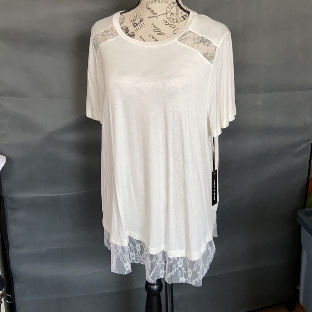 Doe & Rae lace contrast top